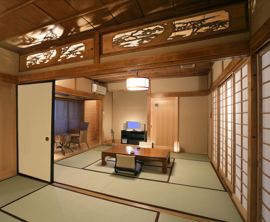 Oyo Hatago Ichiban Hotel Csicsibu Szoba fotó