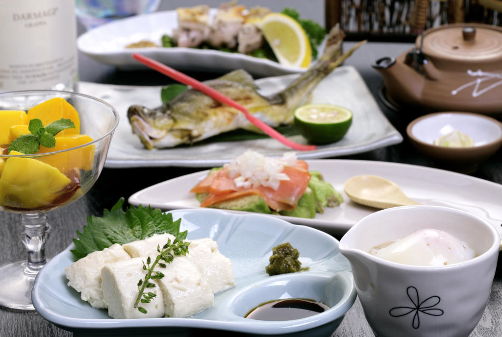 Oyo Hatago Ichiban Hotel Csicsibu Kültér fotó