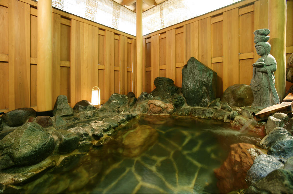 Oyo Hatago Ichiban Hotel Csicsibu Kültér fotó